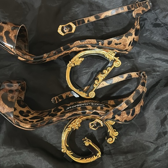 Printed polished calfskin Baroque DG sandals in Animal Print - Picture 7 of 7